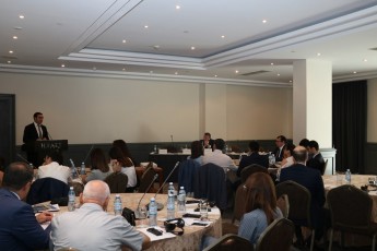 Bank Ombudsmanı Azərbaycanda beynəlxalq və yerli arbitrajın təşviqi və ixtisaslaşmış-kommersiya məhkəmənin yaradılmasına dair seminarda iştirak etmişdir